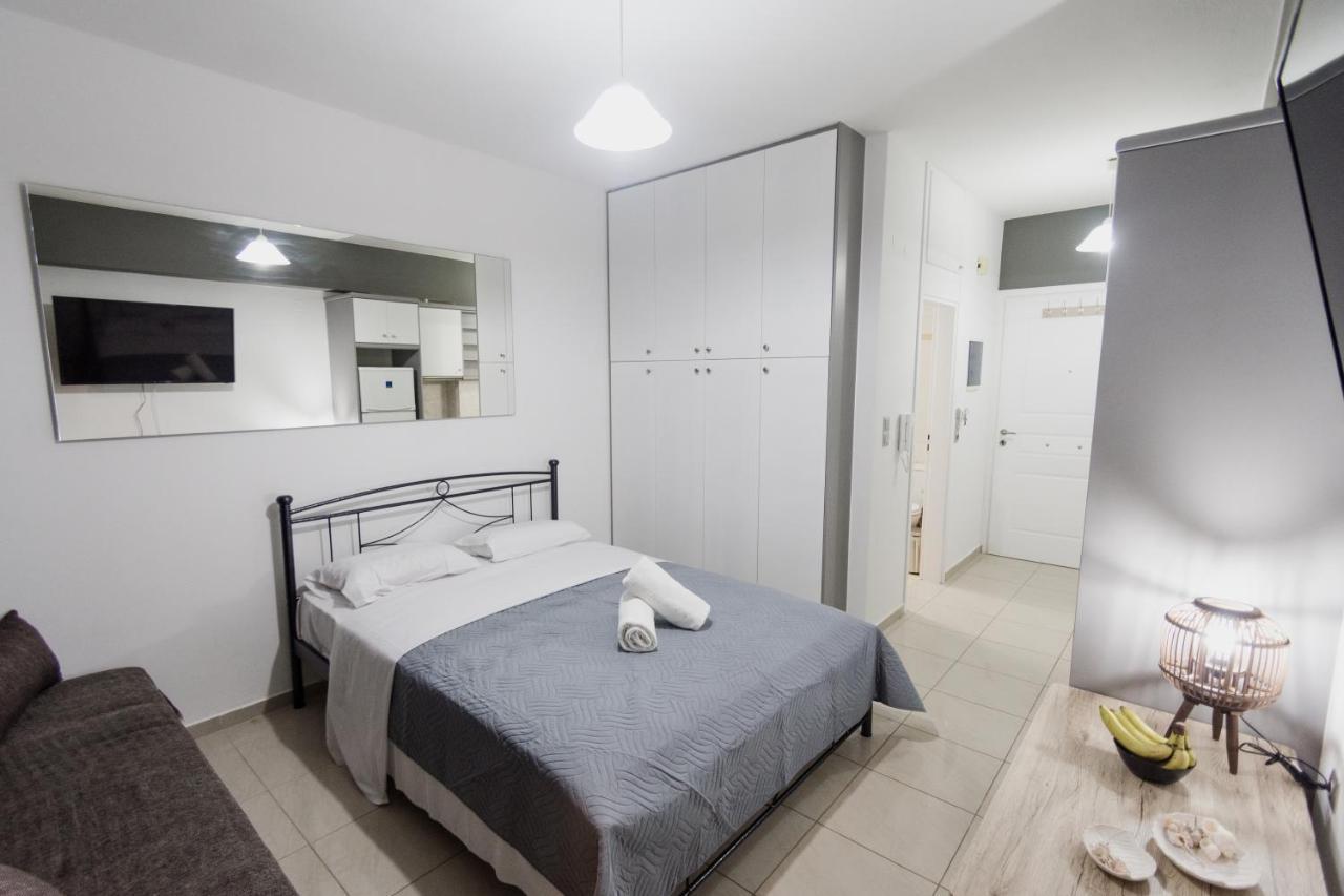 Pavlos Standard Studio With Sea View Rethymno  Bagian luar foto